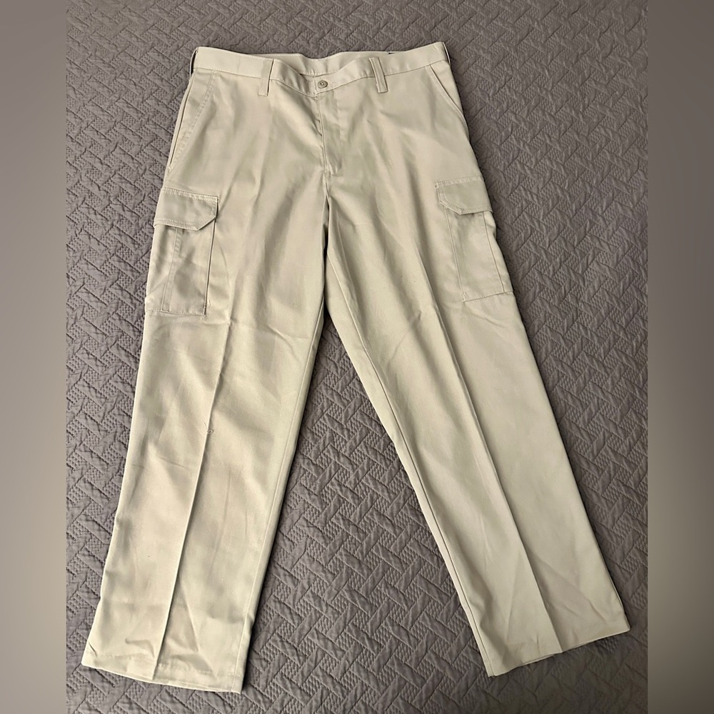 NWOT Cintas Khaki Cargo Work Pants